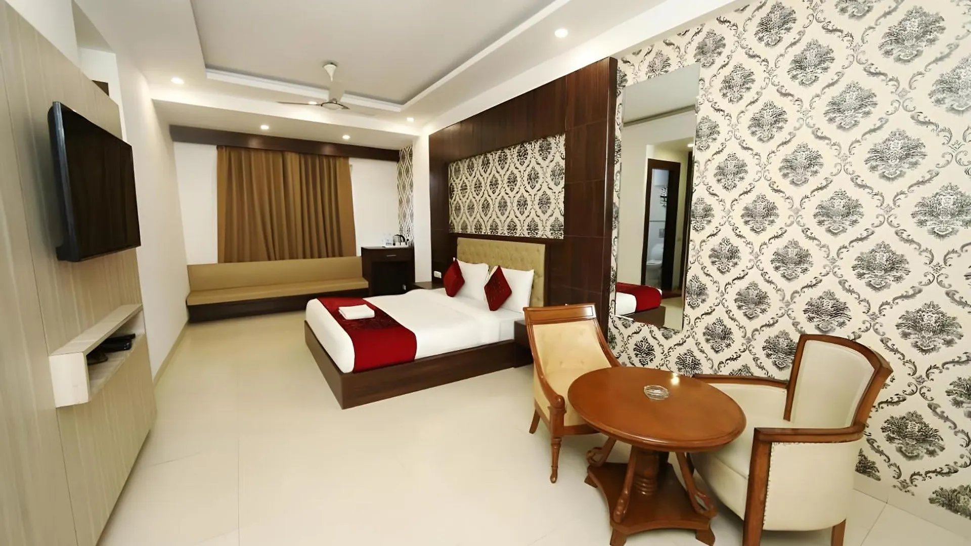 Hotel Almaty International With Free Airport Transffer New Delhi India