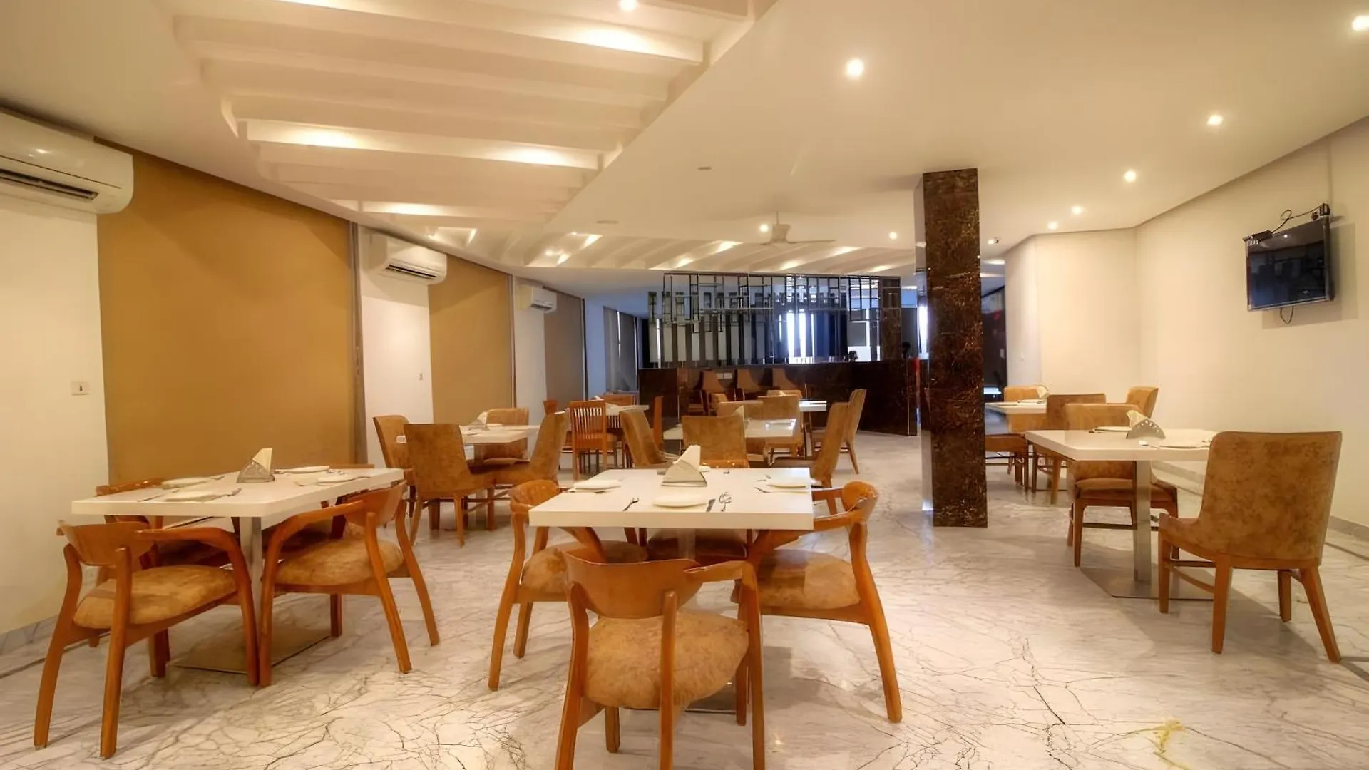 Hotel Almaty International With Free Airport Transffer New Delhi