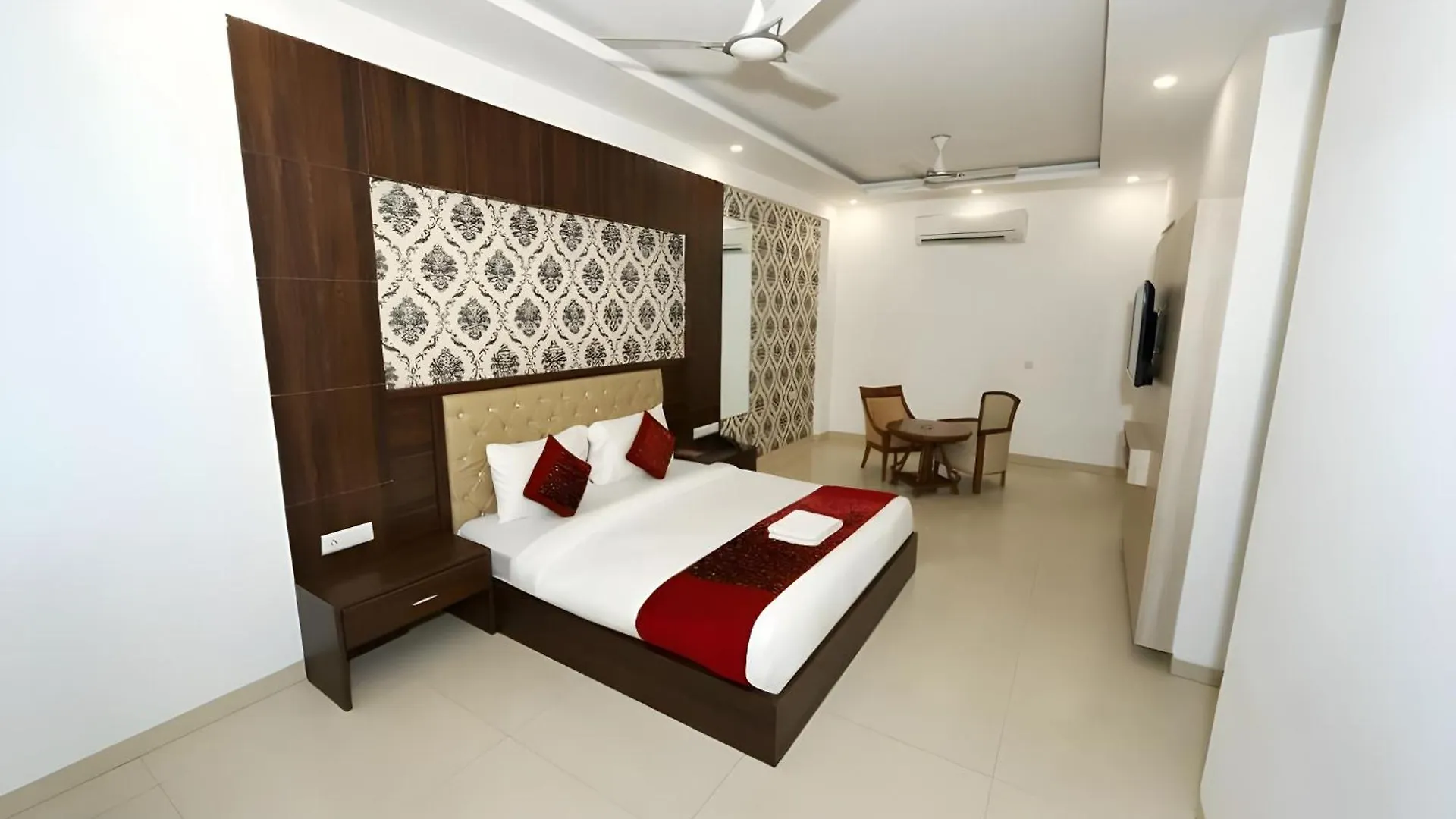 Hotel Almaty International With Free Airport Transffer New Delhi