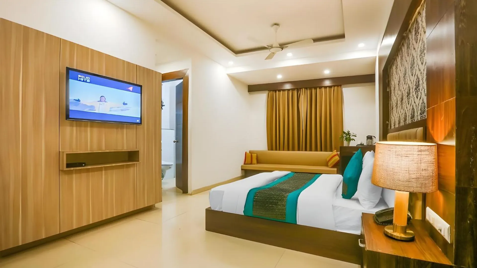Hotel Almaty International With Free Airport Transffer New Delhi